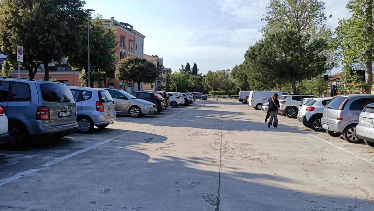 Appartamento nel blu dipinto di blu Porto Recanati Esterno foto