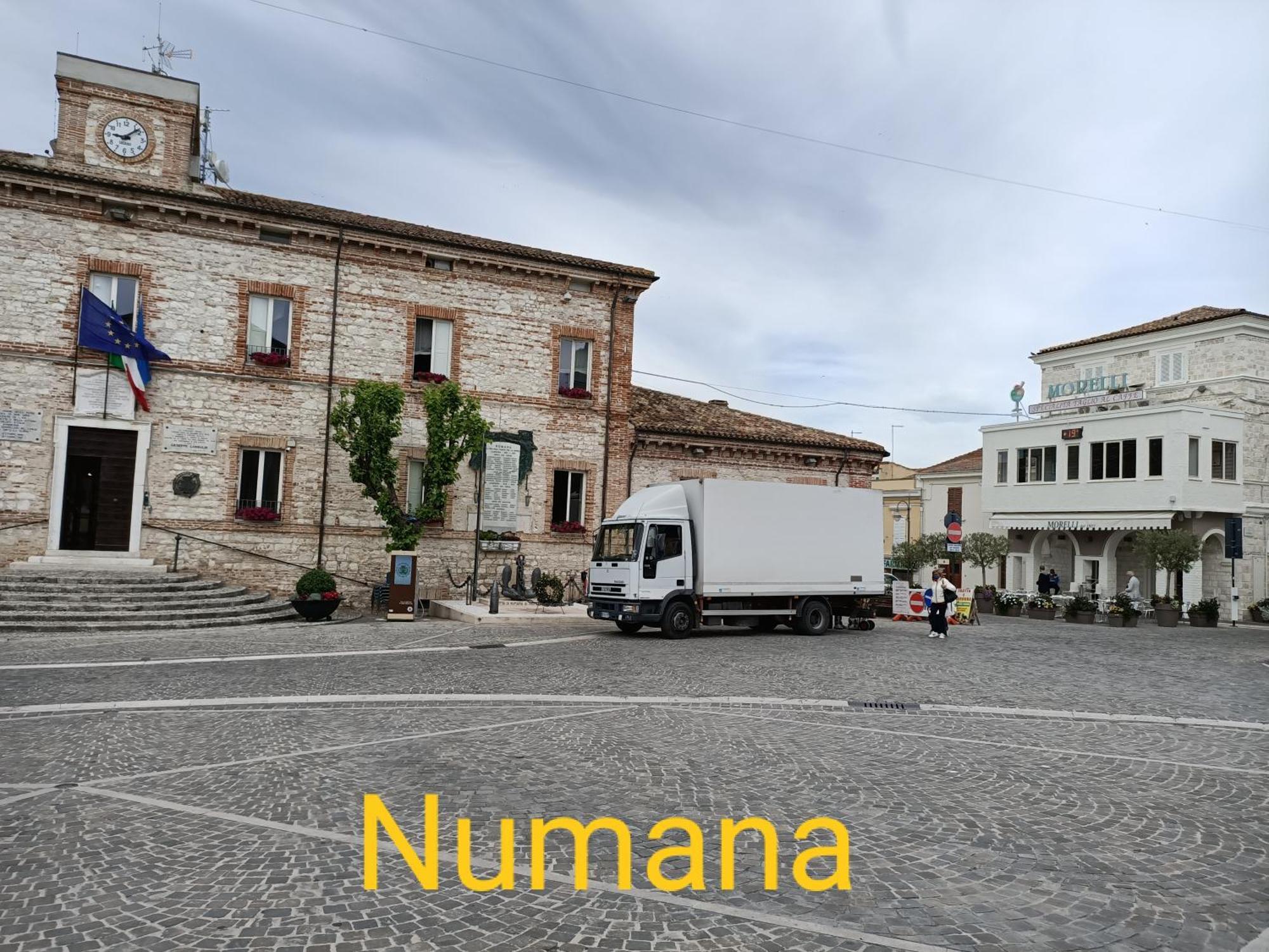 Appartamento nel blu dipinto di blu Porto Recanati Camera foto